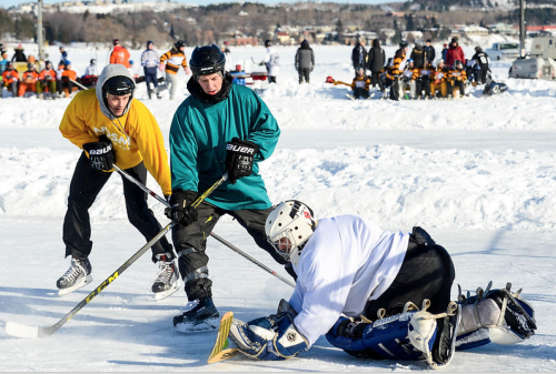 Pond Hockey Festival on the Rock